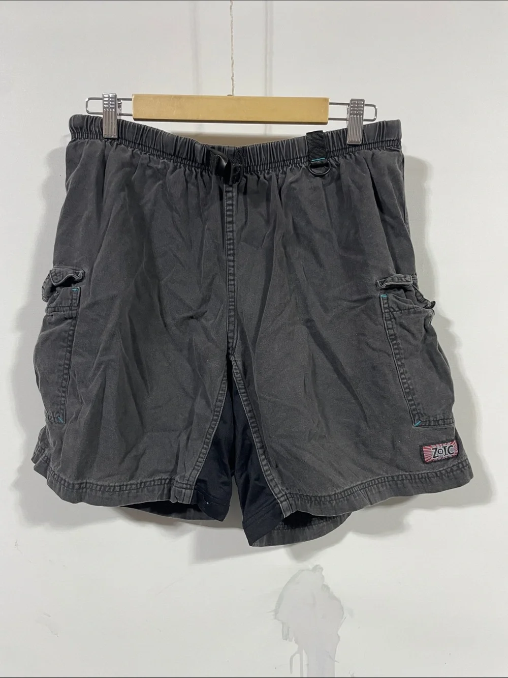 Men’s ZOIC Black Cargo Shorts with Elastic Waist and Utility Pockets